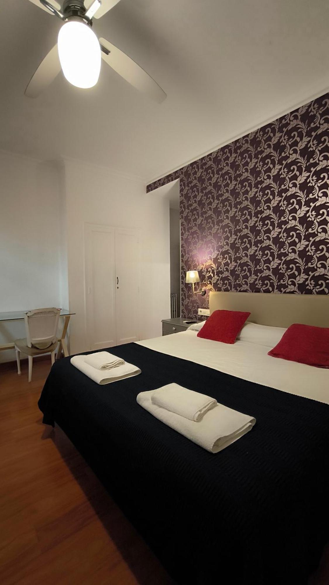 7 Moons B&B Valencia Bagian luar foto