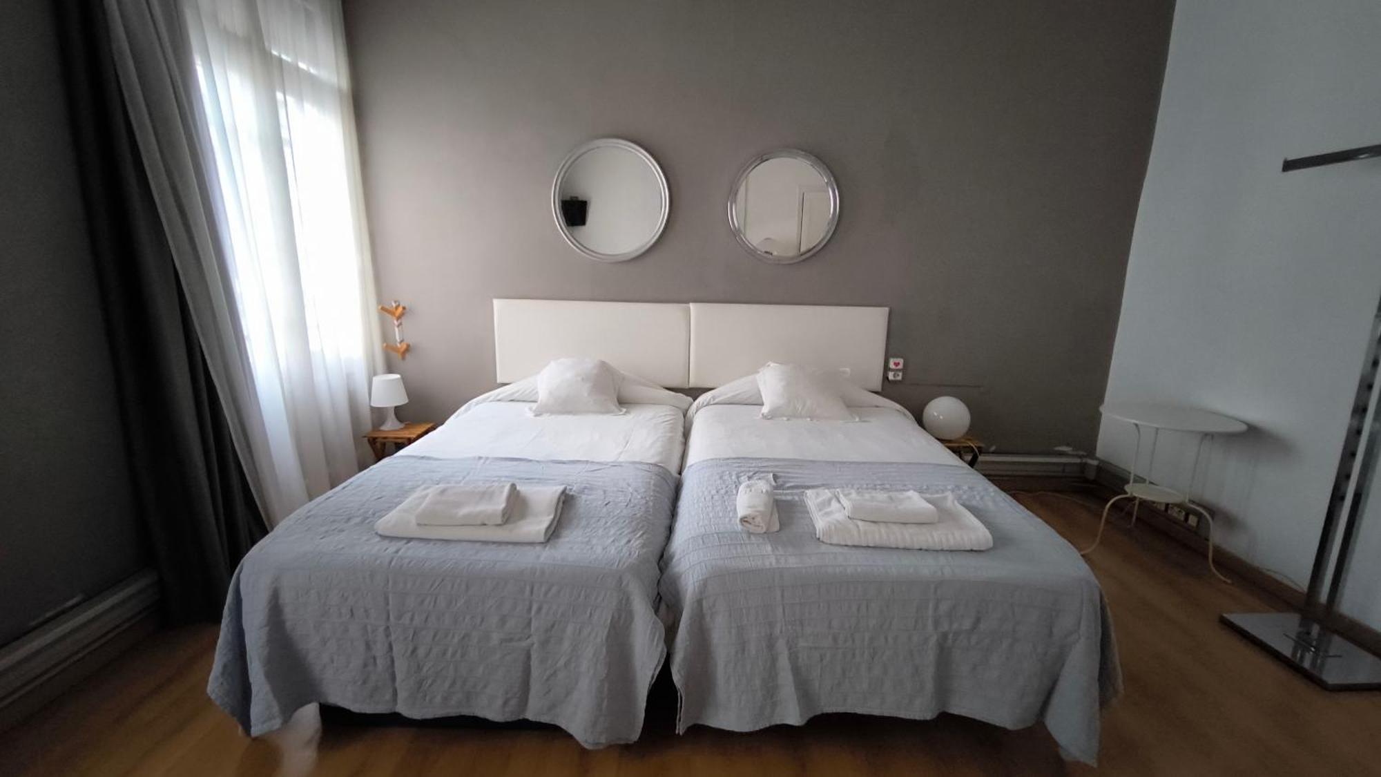 7 Moons B&B Valencia Bagian luar foto