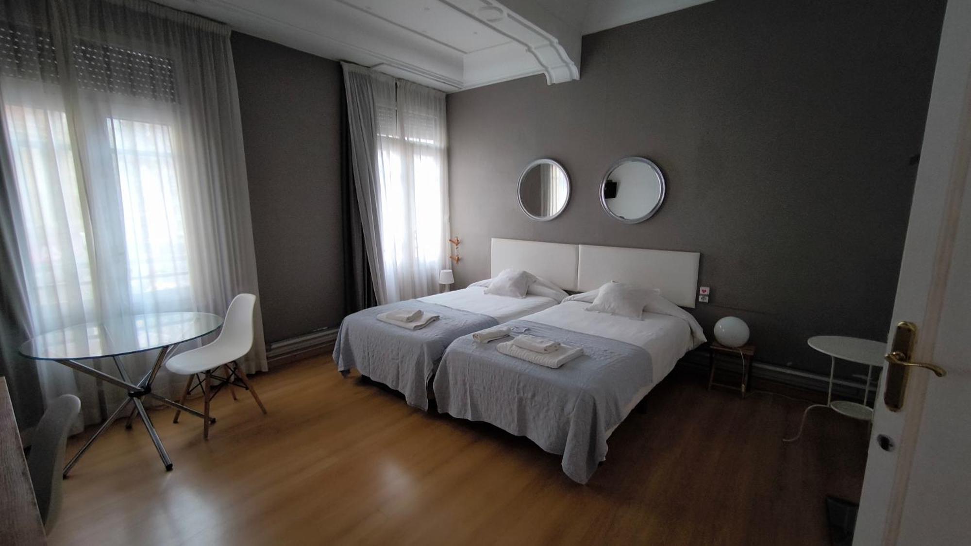7 Moons B&B Valencia Bagian luar foto