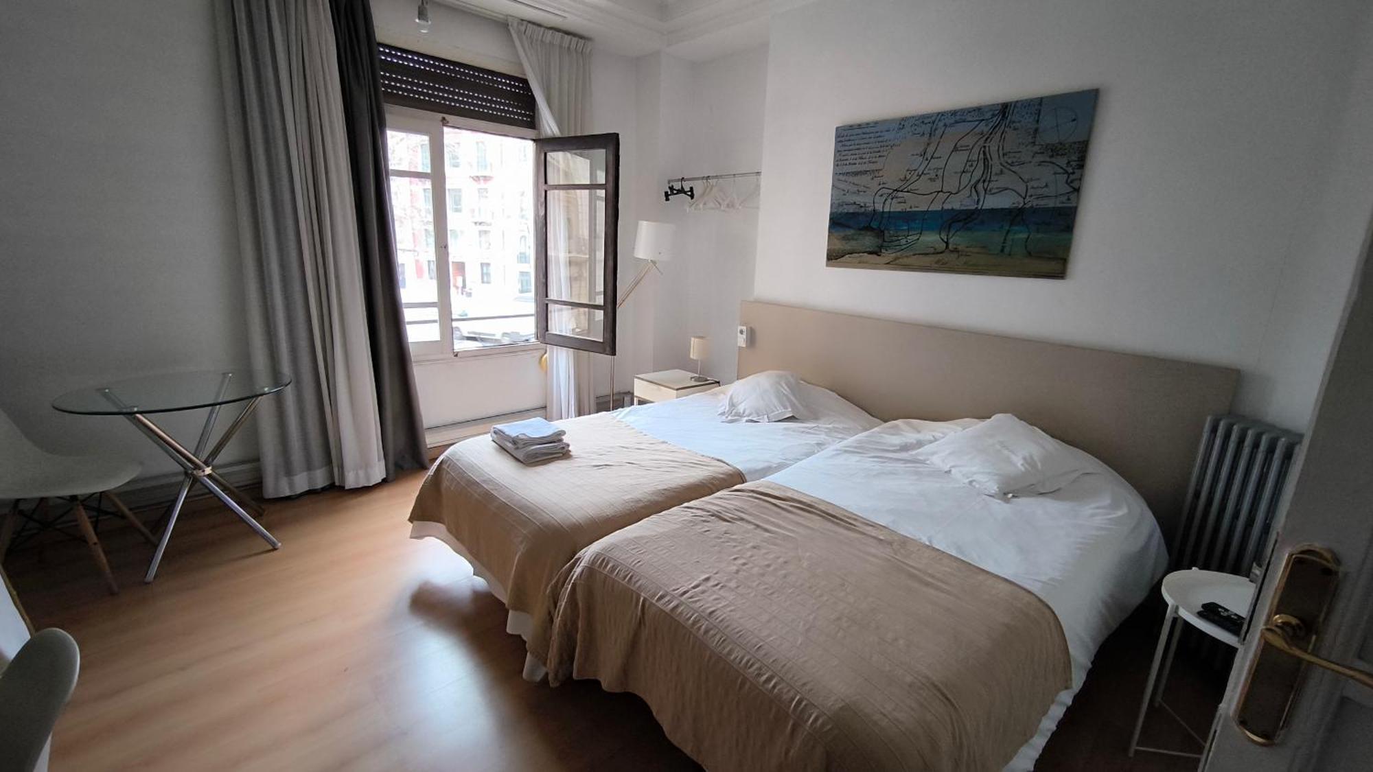 7 Moons B&B Valencia Bagian luar foto
