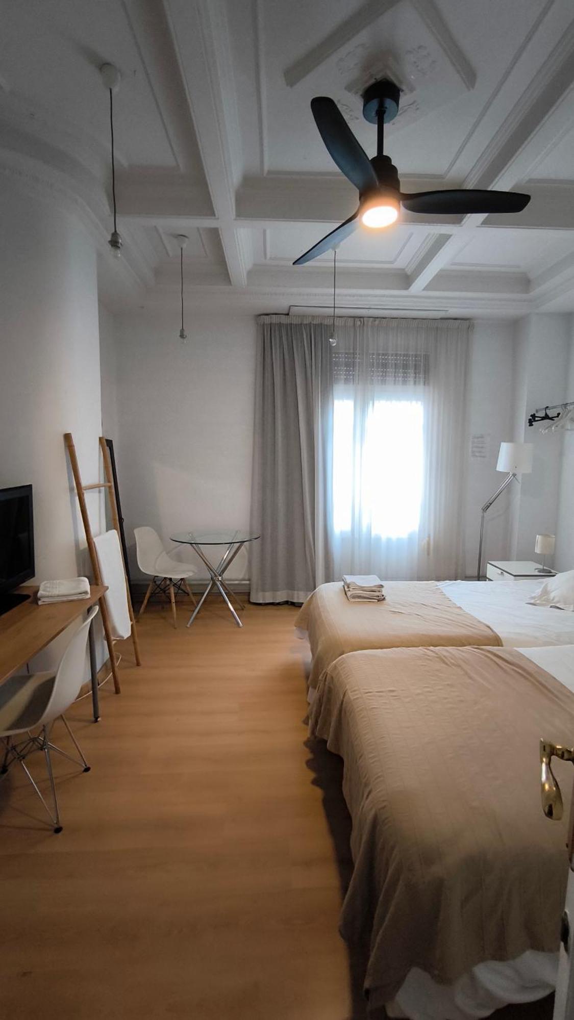 7 Moons B&B Valencia Bagian luar foto