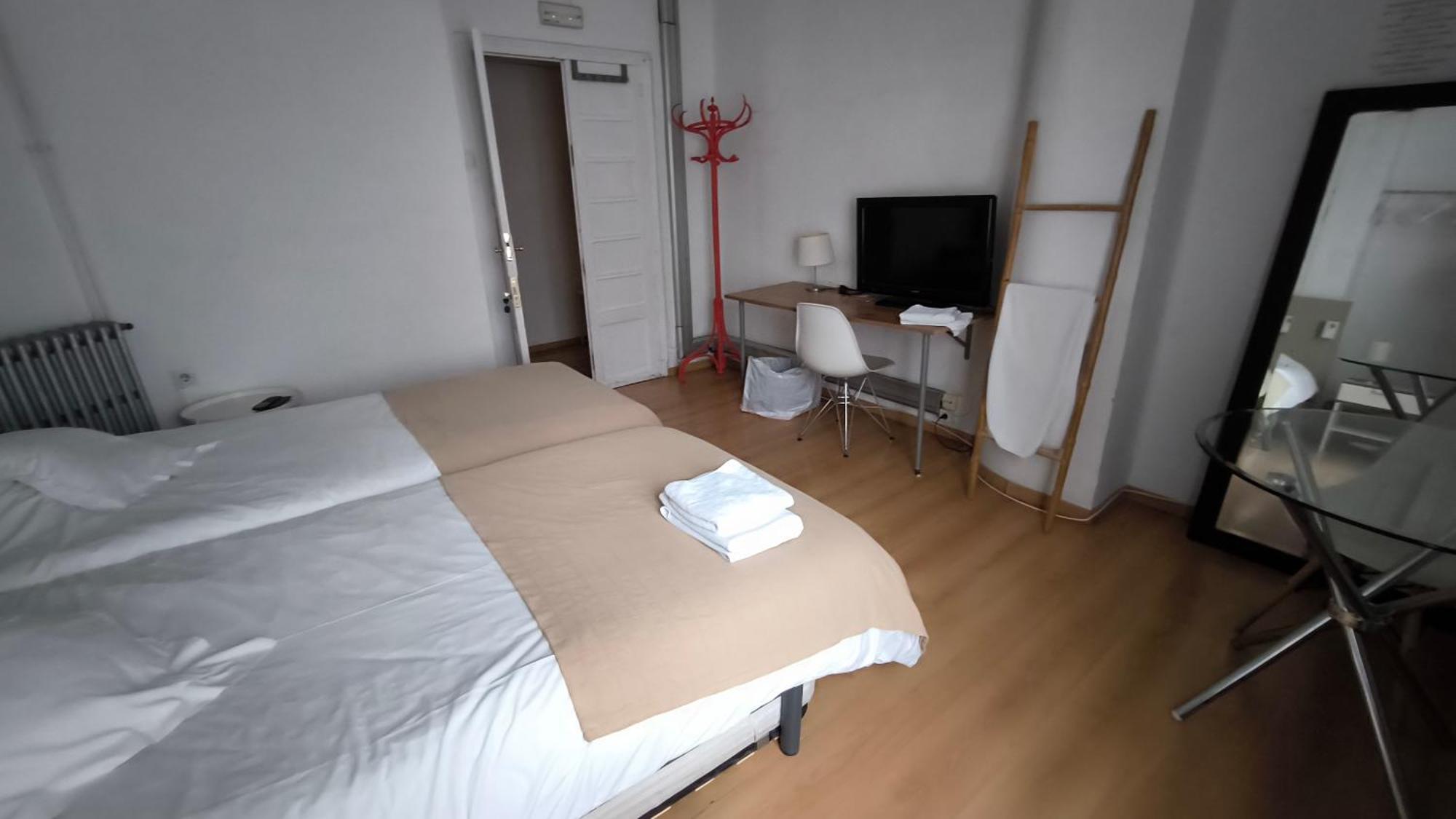 7 Moons B&B Valencia Bagian luar foto