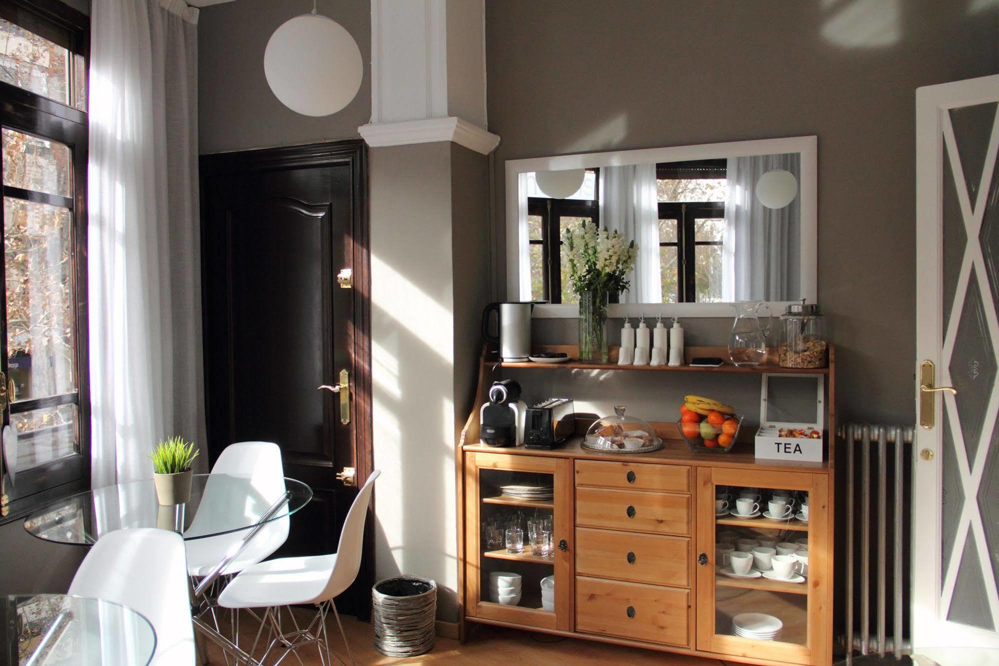 7 Moons B&B Valencia Bagian luar foto